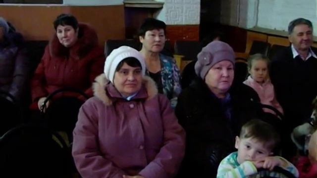 На скамеечке с подружкой смотреть онлайн