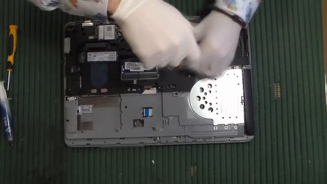 ? REPARACION | HP PROBOOK 650 G2 | APERTURA-CAMBIO TECLADO-EXTRACCION BATERIA смотреть онлайн