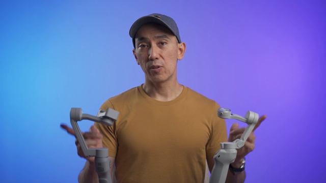 DJI OM4/OM4 SE vs ZHIYUN SMOOTH Q3 | Which Smartphone Gimbal to Buy смотреть онлайн