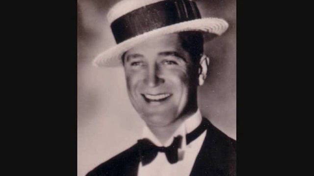 Maurice Chevalier - S' Wonderful (Foxtrot by George and Ira Gershwin) смотреть онлайн