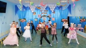 Танец на выпускном "Птицы мои птицы" (старшая группа)