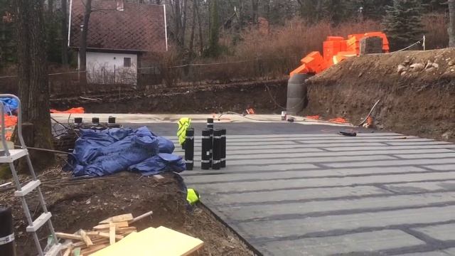 Подбетонка практически готова смотреть онлайн