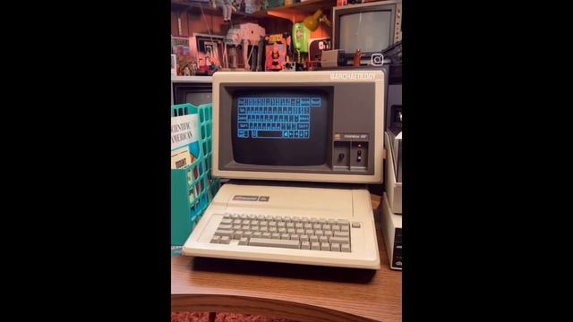 Apple 2 computers | Ретро техника | ПК смотреть онлайн
