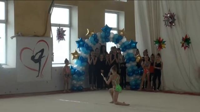 Карлова Анна БУЛАВЫ «БЕЛЫЕ АНГЕЛЫ-2017», Феодосия, 16-17 декабря 2017, турнир по художест гимнастик смотреть онлайн
