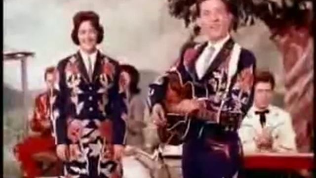 Carl and Pearl Butler - Don't Let Me Cross Over смотреть онлайн