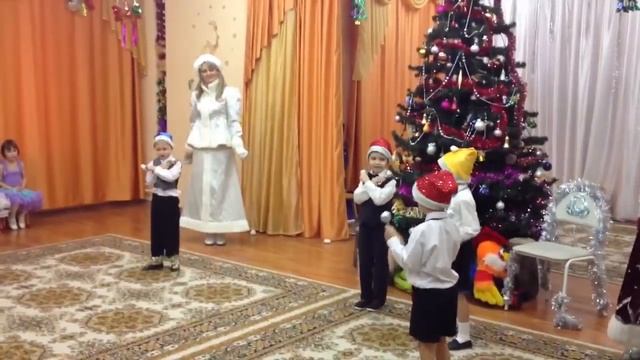 Танец Петрушек смотреть онлайн