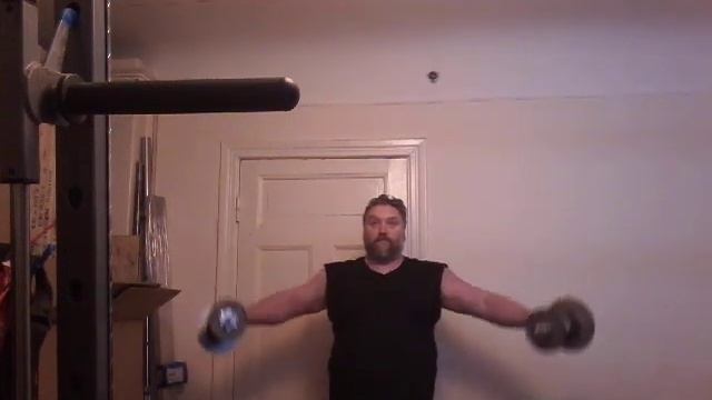 Махи гантелями стоя 21серия 1подход 4,5кг 50р,Pleci 21sērija 1piegājiens 4,5kg 50r смотреть онлайн