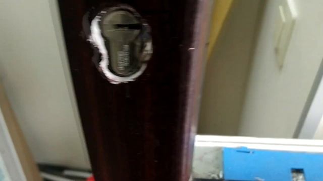 Делаем дверь из окна смотреть онлайн