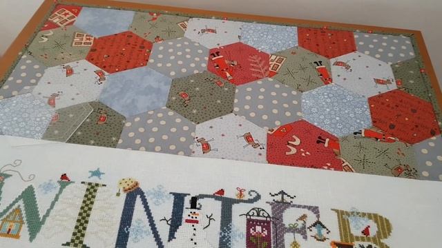 Одеялко, дорожка на тумбу и игольницы. Пэчворк. Лоскутное шитьё. смотреть онлайн