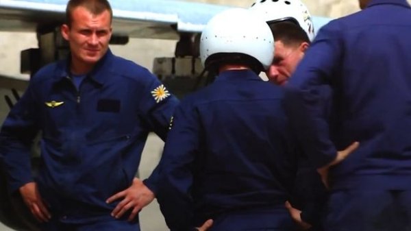 Авиаторам ВКС России посвящается.