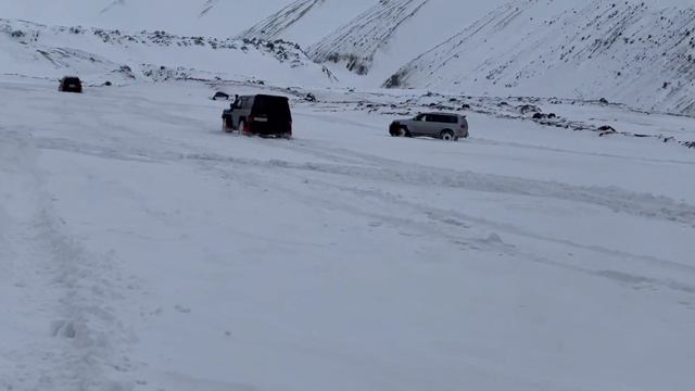 Авачинский вулкан, лавовая падь 20.03.2022 смотреть онлайн