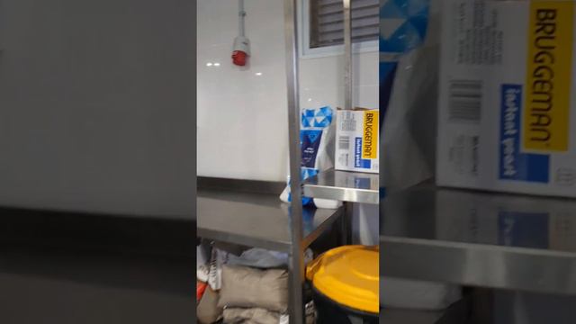 Israel, (часть) Работа в пекарне смотреть онлайн