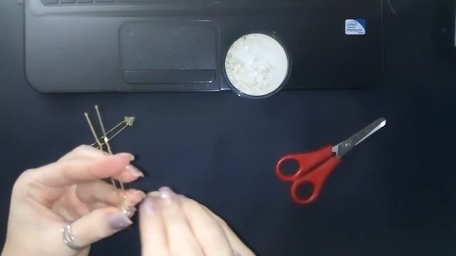 Видео МК по изготовлению шпилек с бусинами на каждый день\ How to Make Hair Vine Pin EASY DIY смотреть онлайн
