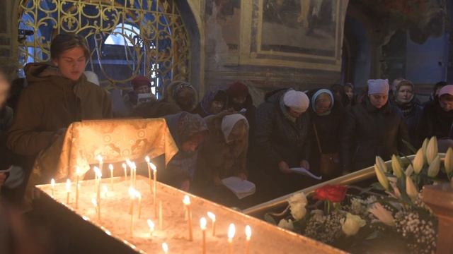 Акафист Тихвинской Божией Матери (видеофрагмент) смотреть онлайн