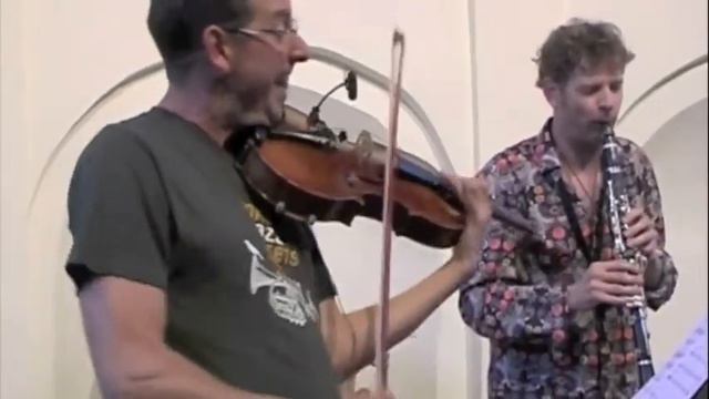 Trio Michel Godard, Steven Kamperman, Oene van Geel - 3 min Introduction смотреть онлайн