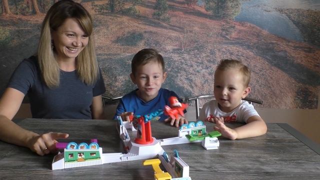 Играем в ЛЕТЧИК ЛУИ, looping louie. Спасаем свои курятники. смотреть онлайн