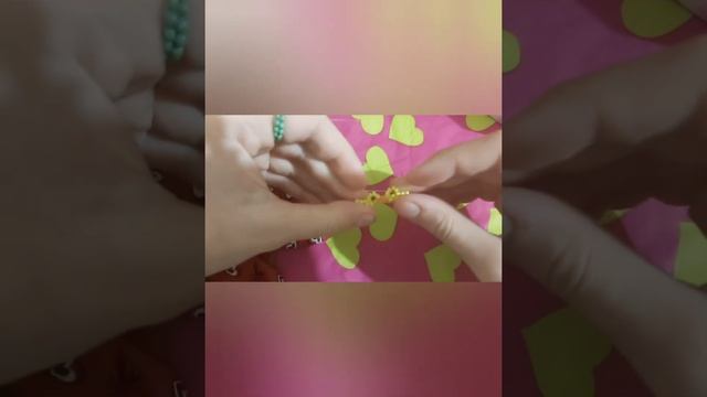 Обзор на мои поделки из бисера!? смотреть онлайн