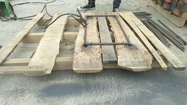 Сварка каркаса на фундамент. Alex Martyn смотреть онлайн