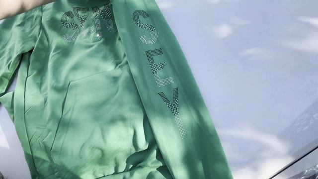 женский костюм, стразы смотреть онлайн