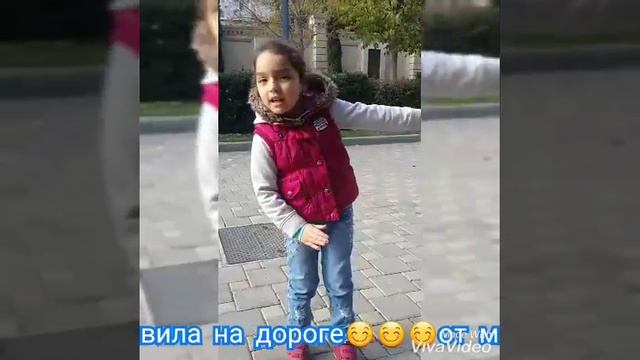 Айлашка расскажет про правила поведения пешехода на дороге?????? смотреть онлайн