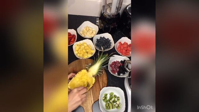 Нарядный Ананас смотреть онлайн