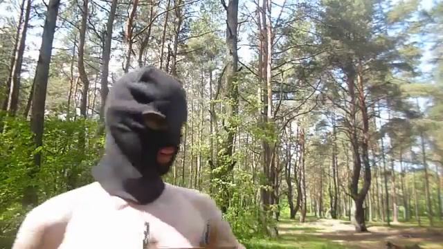 "Самооборона и разминка мышц дверцей". С канала "Иван Иванов". смотреть онлайн