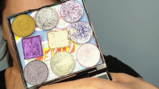 Пробуем аналог Brow Freeze, делаем легкий макияж с блестяшками и игнорируем следы мака?♀️