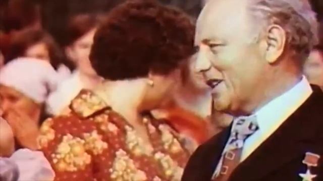 История праздника 1 сентября смотреть онлайн