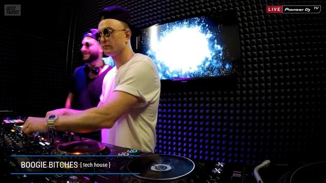 BOOGIE BITCHES [ tech house ] @ Pioneer DJ TV | Moscow смотреть онлайн