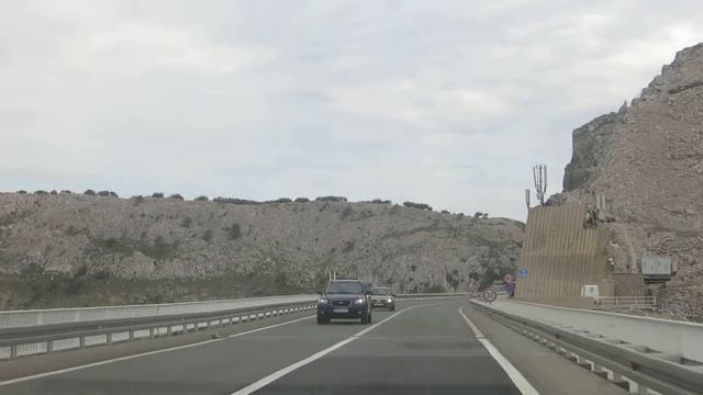 Мост между материком и островом Крк в Хорватии (Krk Bridge in Croatia) смотреть онлайн