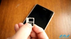Как вставить карту microSD в Samsung Galaxy Tab A 8.0 (2017) (XDRV.RU)