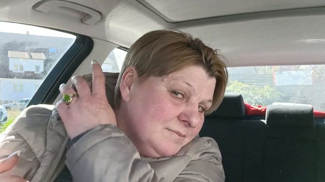 Сделала стрижку..,говорят помолодела? смотреть онлайн