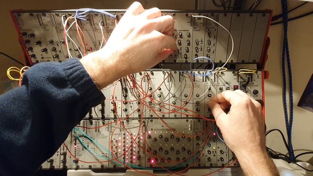 AE Modular Jam - Five Oscillators смотреть онлайн
