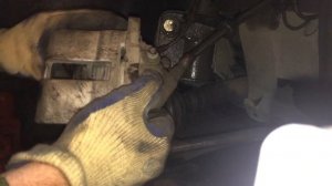 Замена передних тормозных колодок Приора