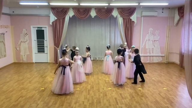 «Аллеманда» В. А. Моцарта смотреть онлайн