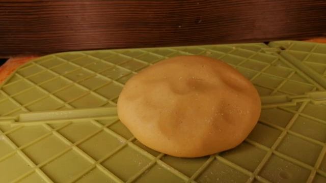 DIY. Как сделать мини бойлы POP UP для рыбалки своими руками из воздушного теста . смотреть онлайн