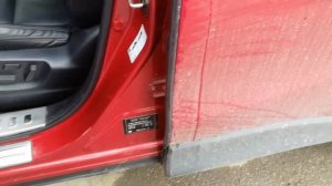 Уплотнитель между дверями cx-5