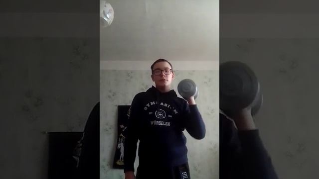 КОМПЛЕКС УПРАЖНЕНИЙ ГАНТЕЛЯМИ ? смотреть онлайн