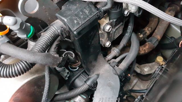Peugeot 207 VTI Replace Change engine temperature sensor смотреть онлайн