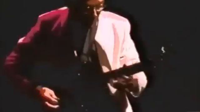 Tony Levin w/King Crimson - Live in Japan 1984 смотреть онлайн