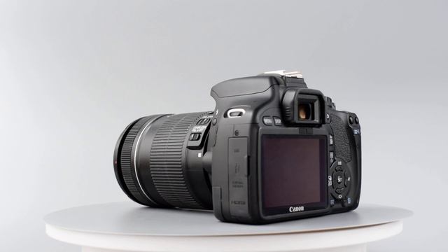Фотоаппарат Canon 550D kit 18-135 IS смотреть онлайн