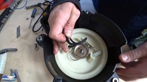 Сломался ручной стартер лодочного мотора - Что делать дальше ?