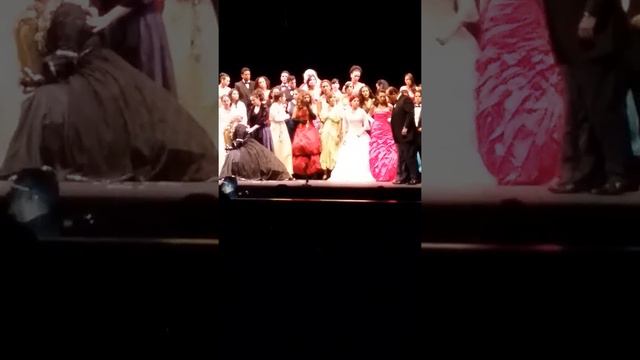 Escena y Concertato-La Traviata-Acto 2 смотреть онлайн