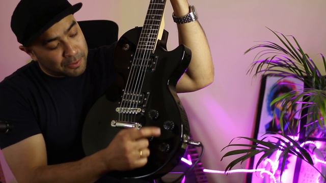 VAULT LP1 | REVIEW AND TONE CHECK | BEST GUITAR UNDER 10K ?? смотреть онлайн