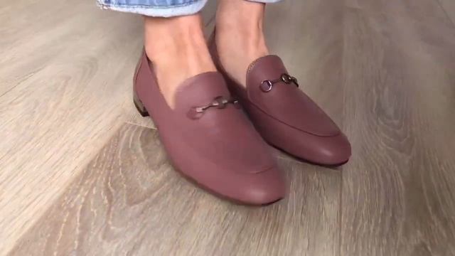 Лоферы кожаные розовые и бежевые (рептилия) на кожаной подкладке Код товара: Ж-2216. смотреть онлайн