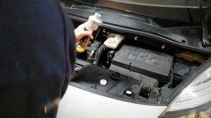 Замена тормозной жидкости Scenic 3 Megan 3