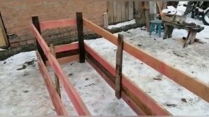 кормушки для овец. рештак. как сделать кормушку овцам. ясли
#ЧабанскиеБудни
#РанчоМиллер