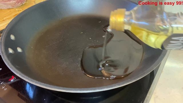 Готовим стейк с брусникой и грецкими орехами.