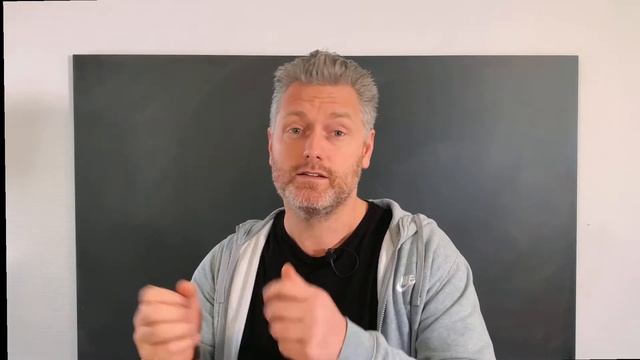 Begriffe wie Antibiotika, Reißzähne und verstopfte Analdrüsen! | Tierarzt Dr. Gregor Berg смотреть онлайн