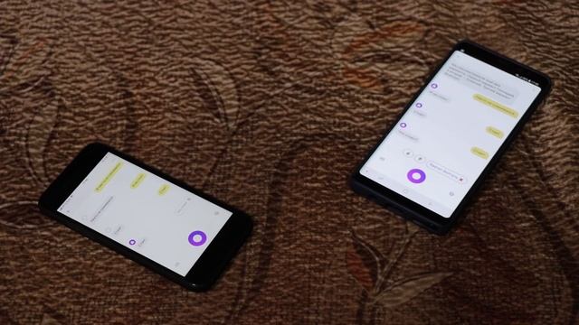 Алиса VS Алиса на iPhone VS Samsung (Яндекс Ассистент) Две Алисы тупят и ругаются! смотреть онлайн